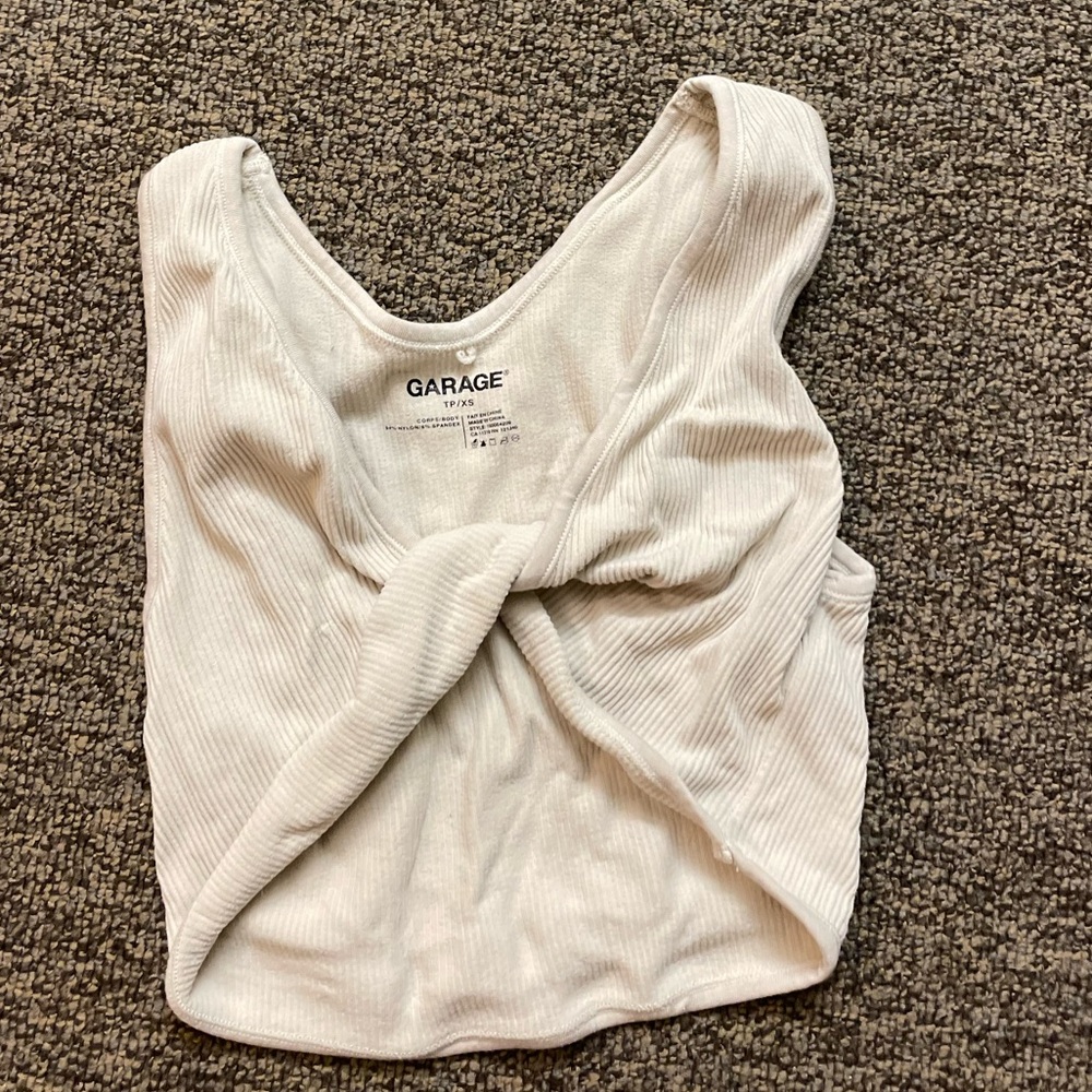 Cropped tank
